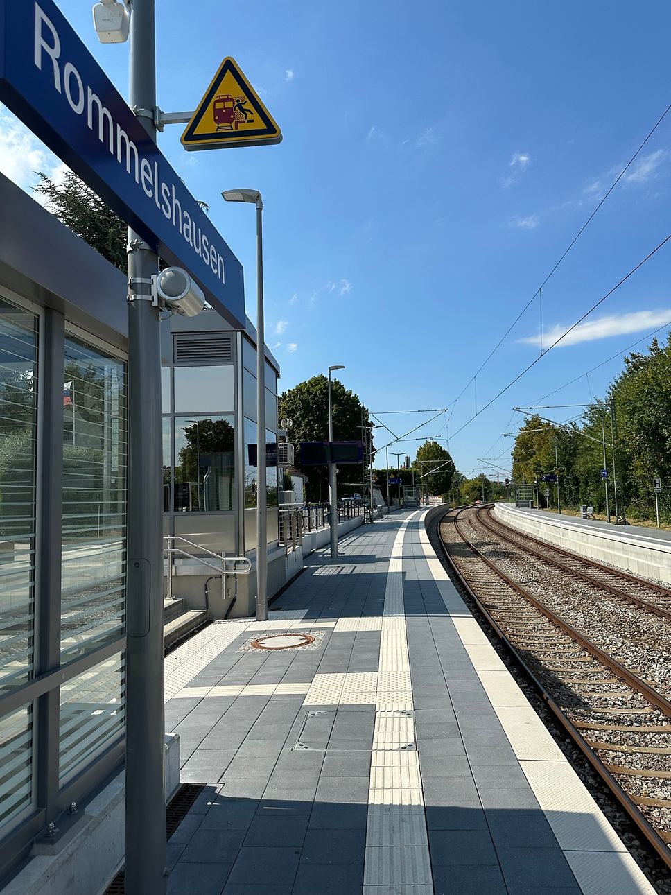 Gleis 1 am modernisierten Bahnhof Rommelshausen