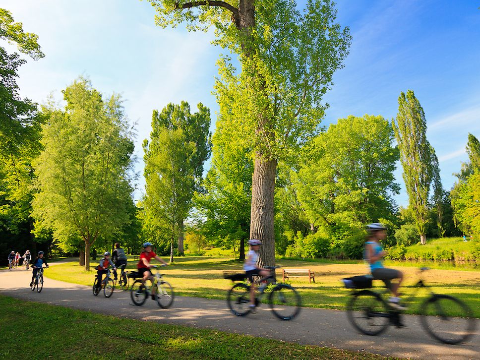 __WN_Radfahren%20an%20der%20Rems%20Foto%20©%20WTM%20GmbH%20Waiblingen%20-%20Radtour%20mit%20RegioRad%20Stuttgart